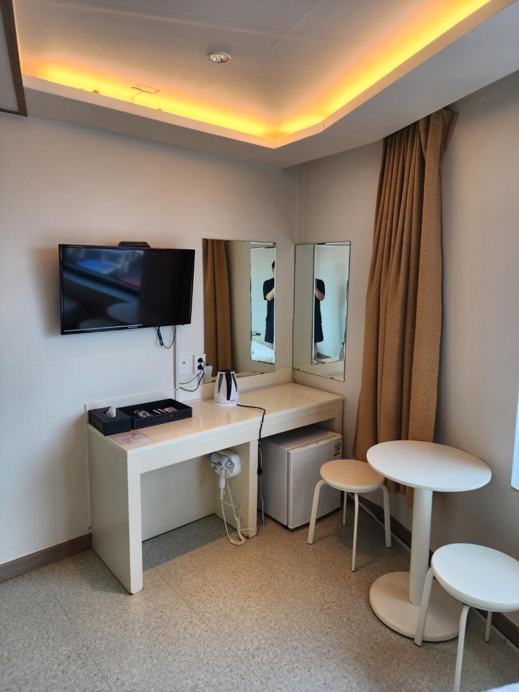 Rezion Hotel Seogwipo Eksteriør billede