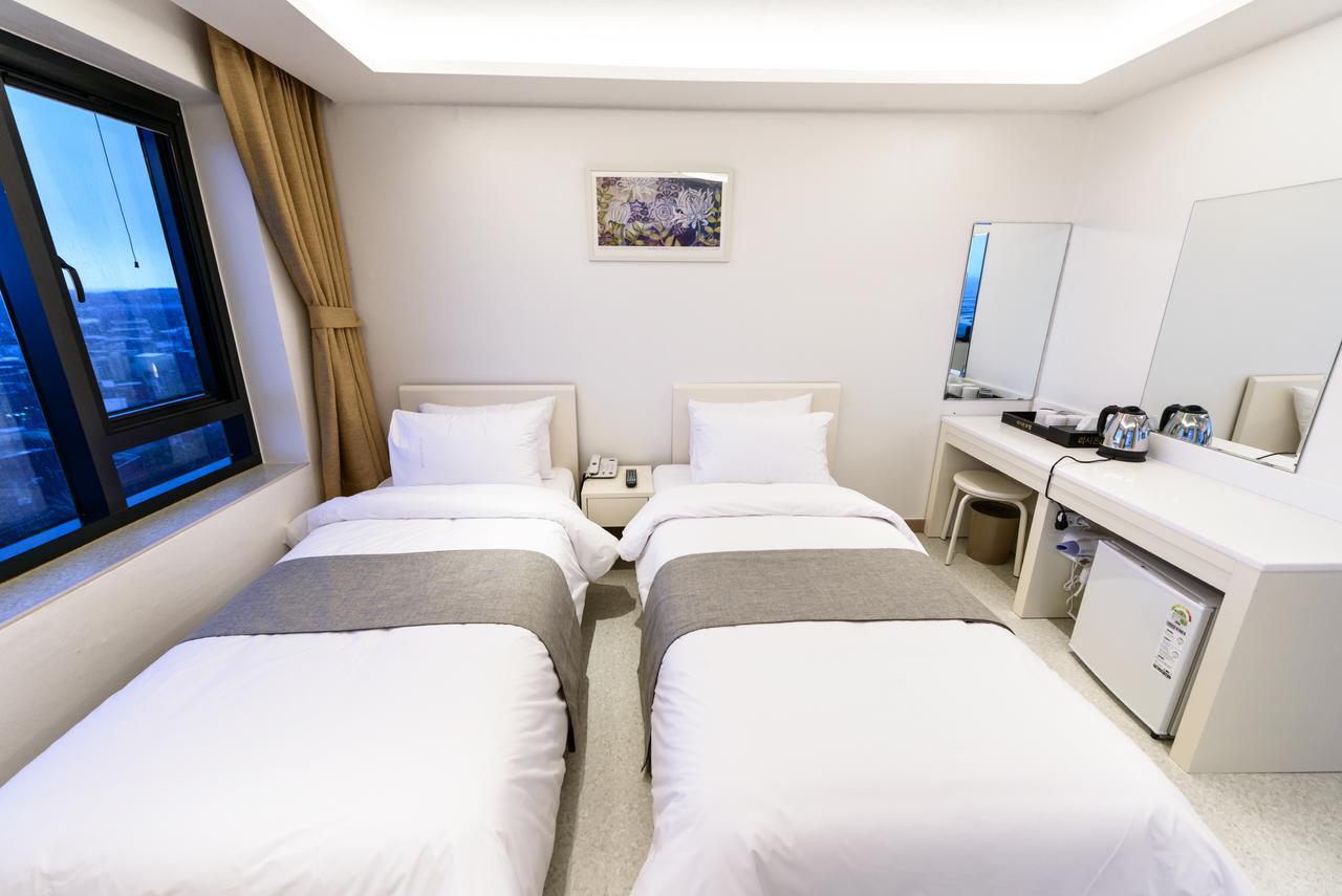 Rezion Hotel Seogwipo Eksteriør billede
